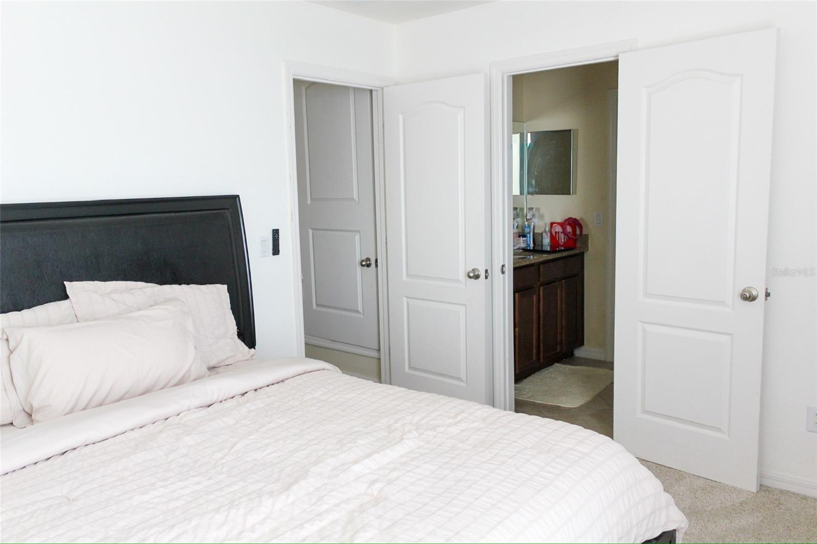 12927 BOGGY POINTE DR, ORLANDO, FL, 32824