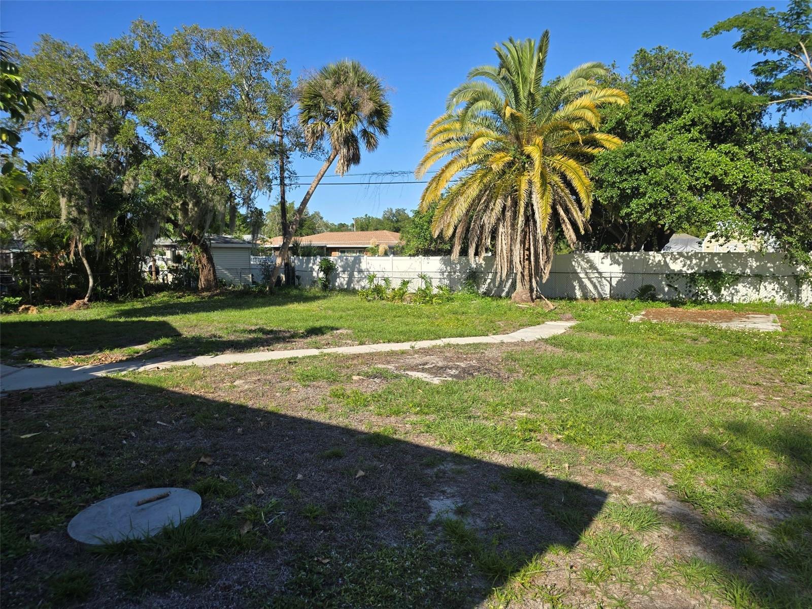 1660 EAGLE ST, PORT CHARLOTTE, FL, 33952