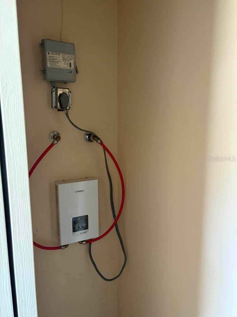 1660 EAGLE ST, PORT CHARLOTTE, FL, 33952