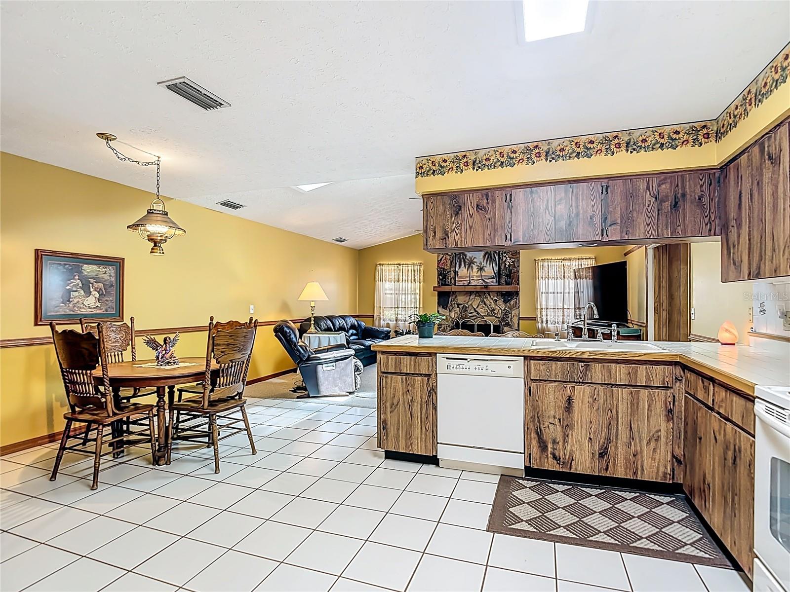 1004 MOOK ST, BRANDON, FL, 33510