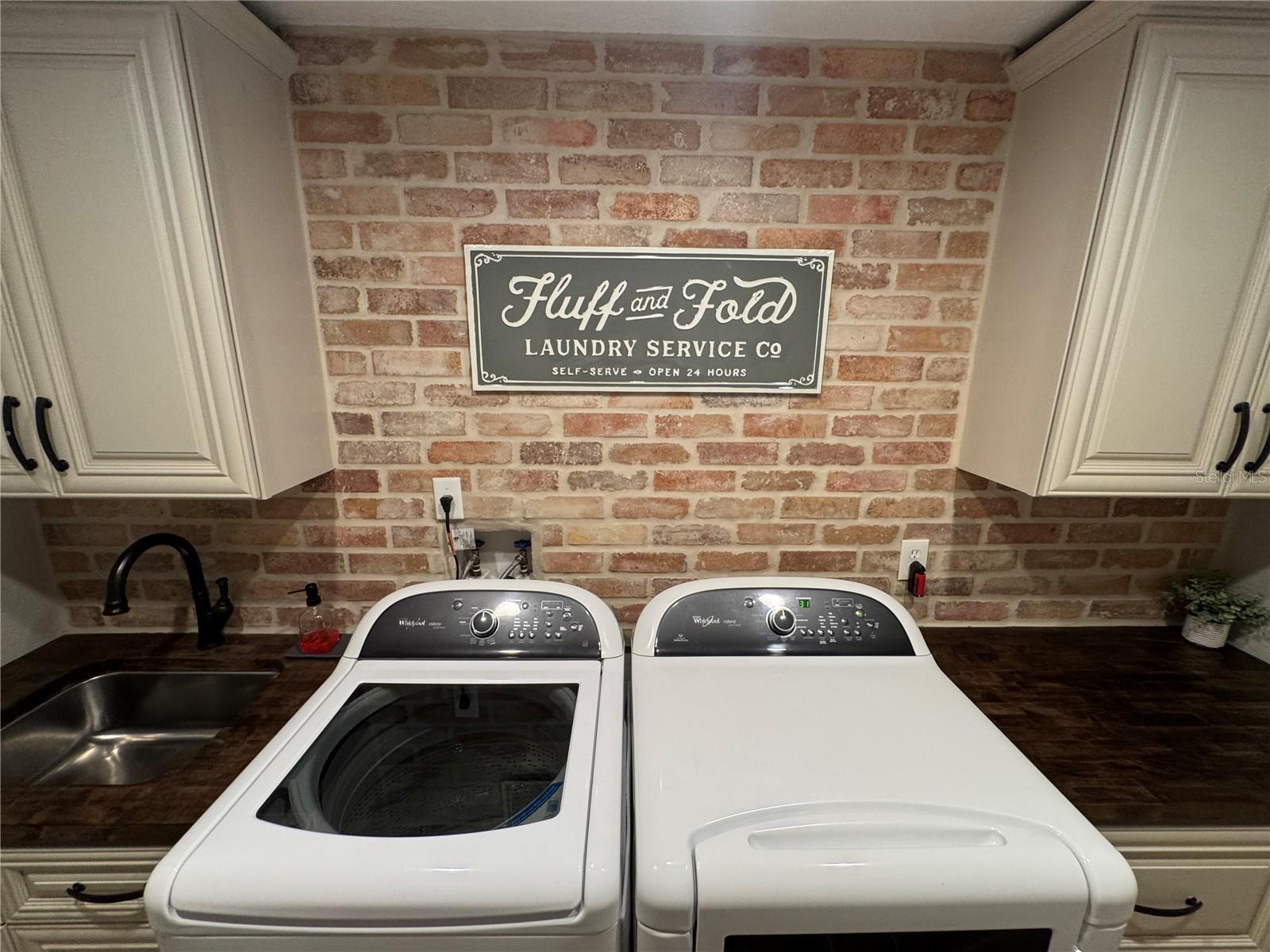 1378 E LAKE SHORE BLVD, KISSIMMEE, FL, 34744