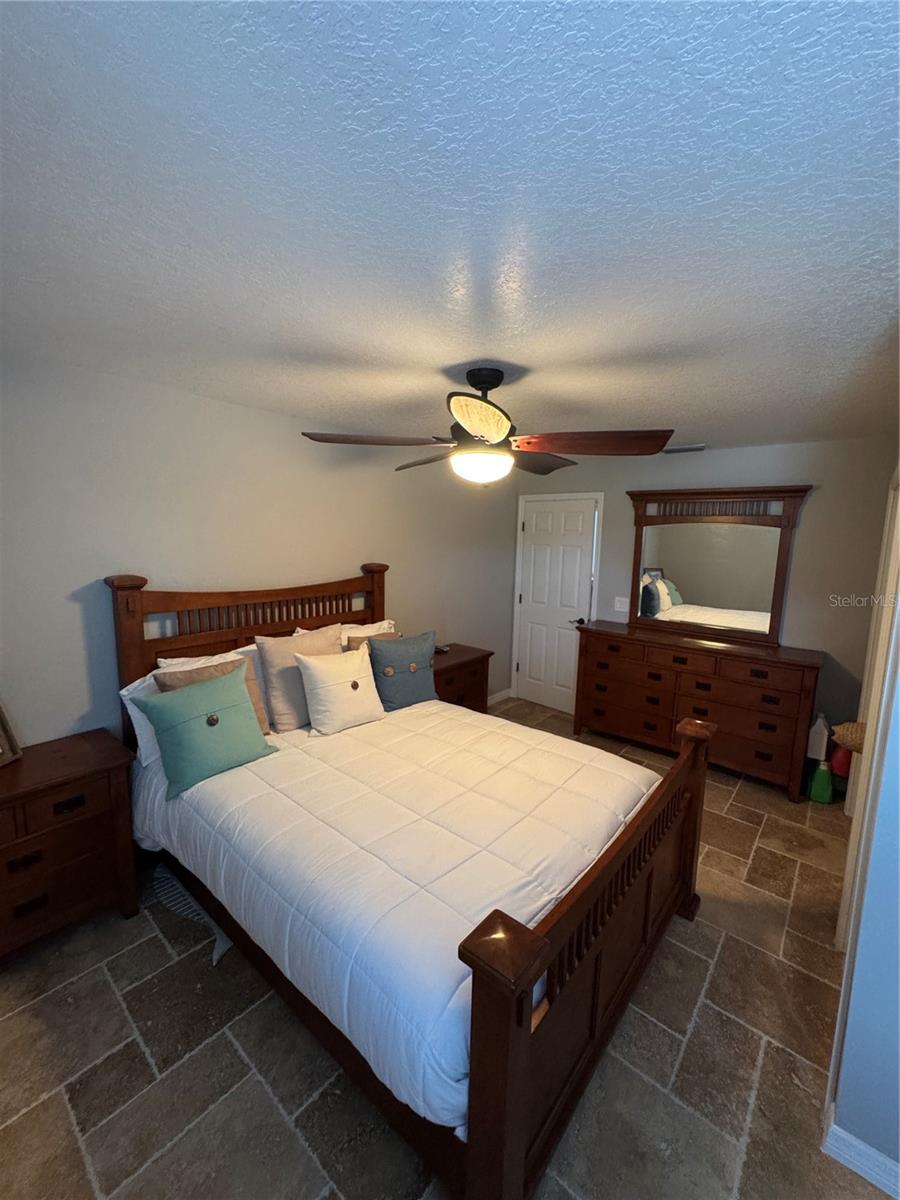 1378 E LAKE SHORE BLVD, KISSIMMEE, FL, 34744