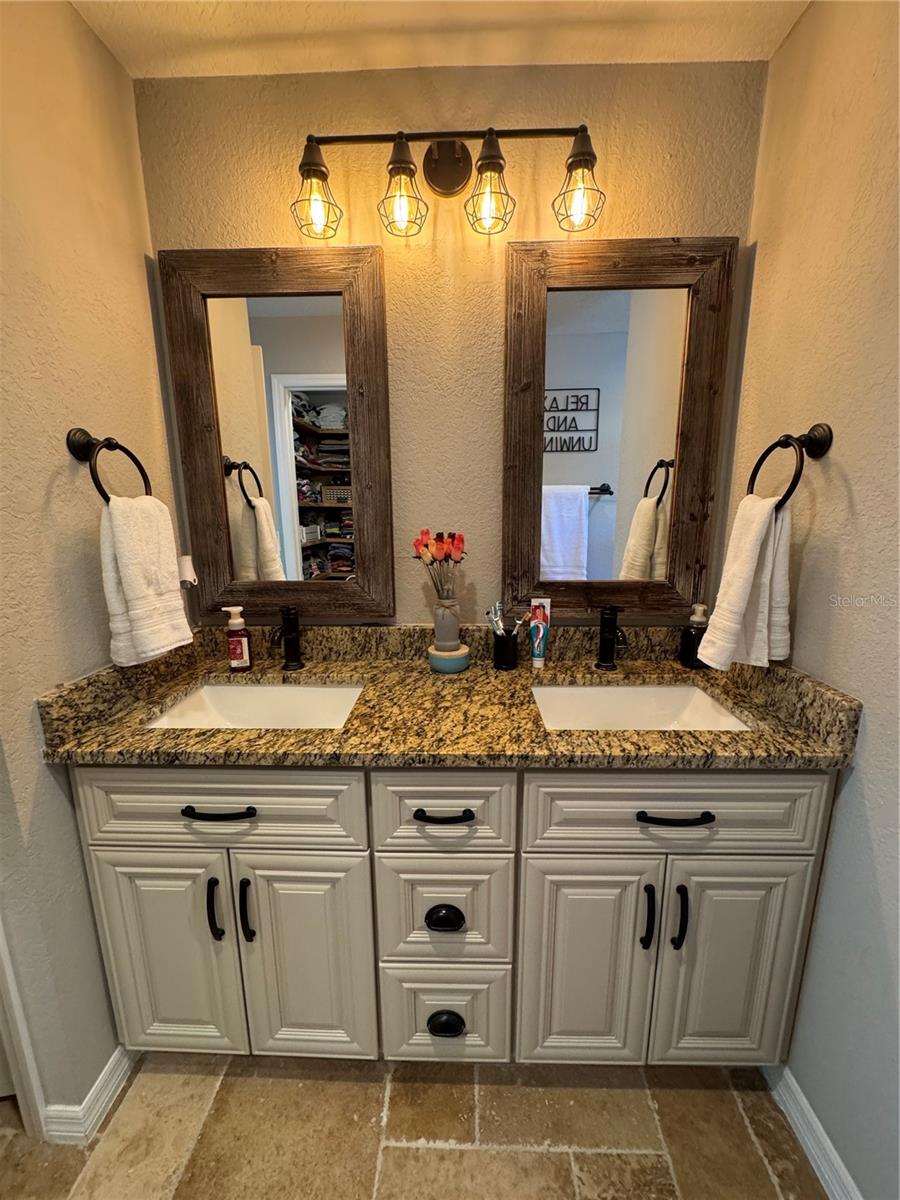 1378 E LAKE SHORE BLVD, KISSIMMEE, FL, 34744