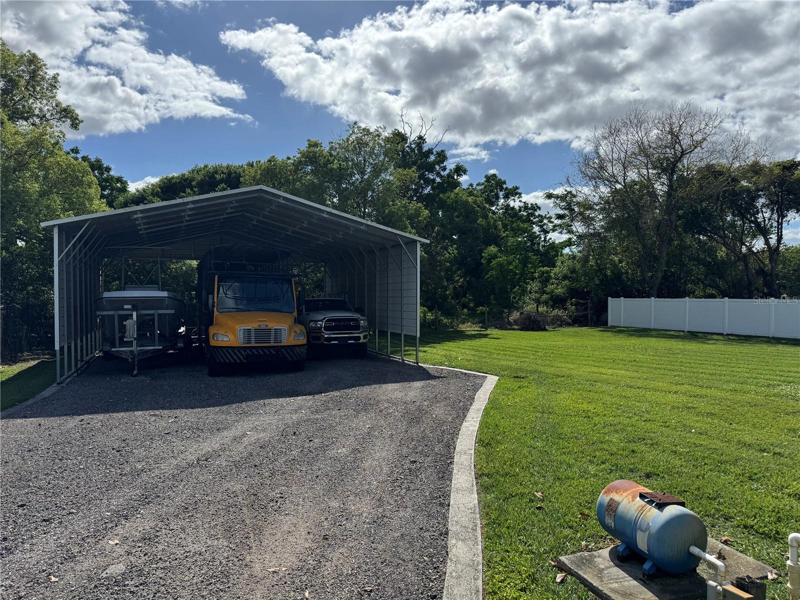 1378 E LAKE SHORE BLVD, KISSIMMEE, FL, 34744