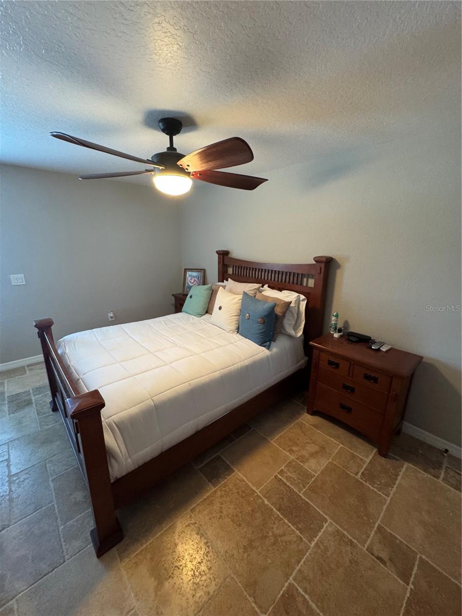 1378 E LAKE SHORE BLVD, KISSIMMEE, FL, 34744