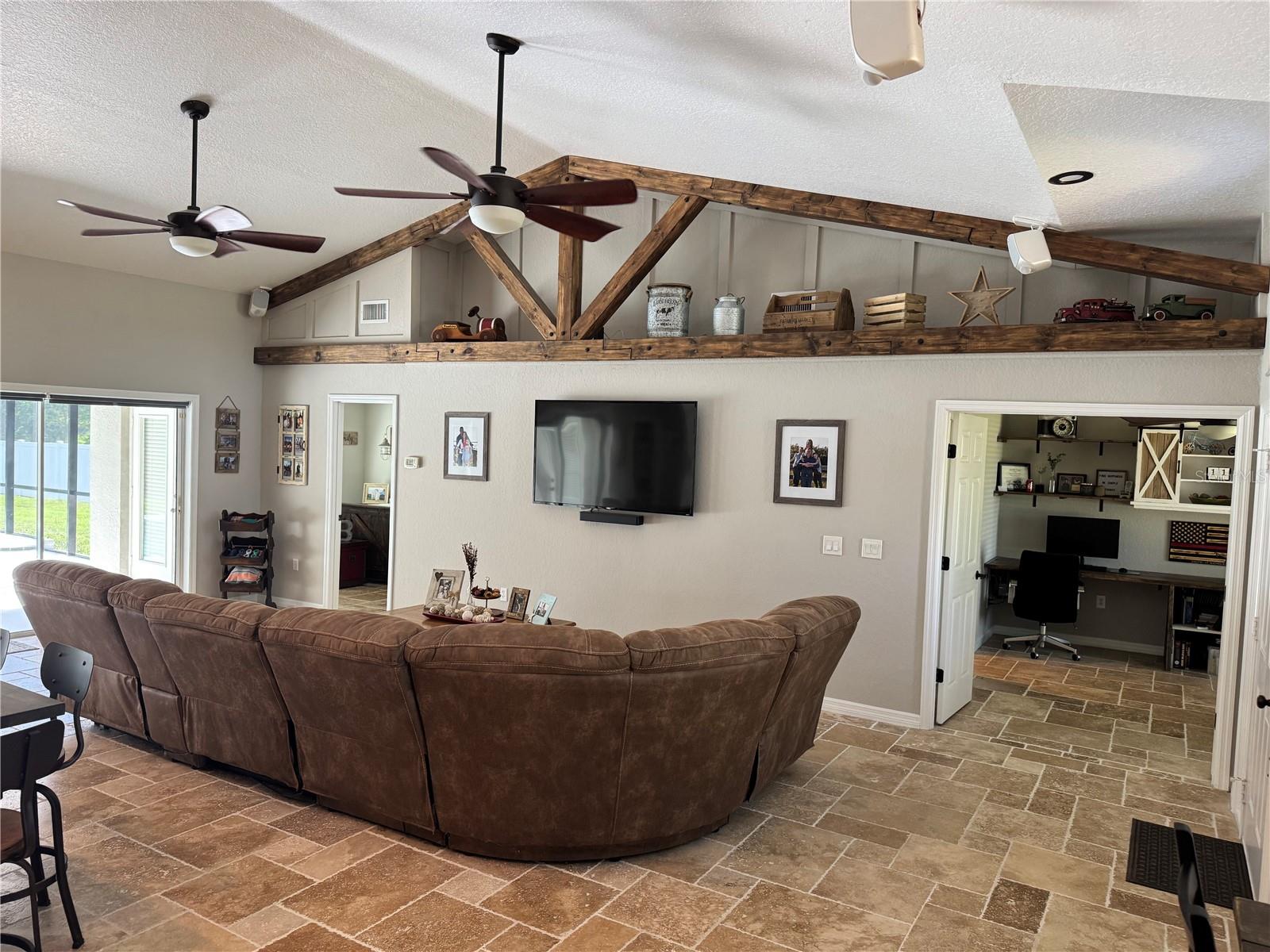 1378 E LAKE SHORE BLVD, KISSIMMEE, FL, 34744