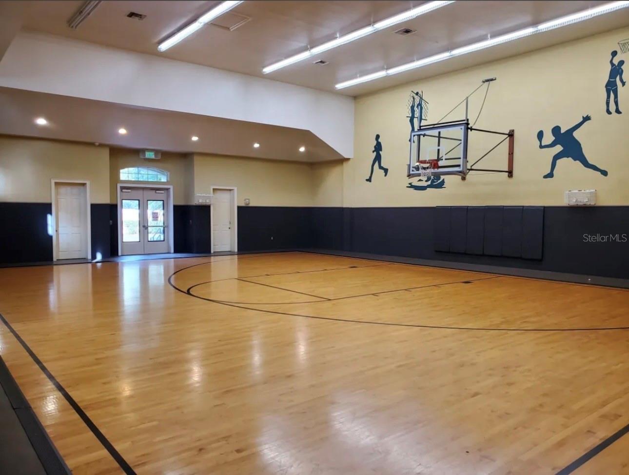 10213 COURTNEY PALMS BLVD #301, TAMPA, FL, 33619