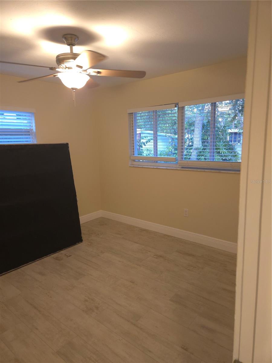 2212 VINSON AVE, SARASOTA, FL, 34232