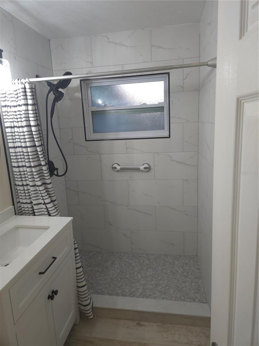 2212 VINSON AVE, SARASOTA, FL, 34232