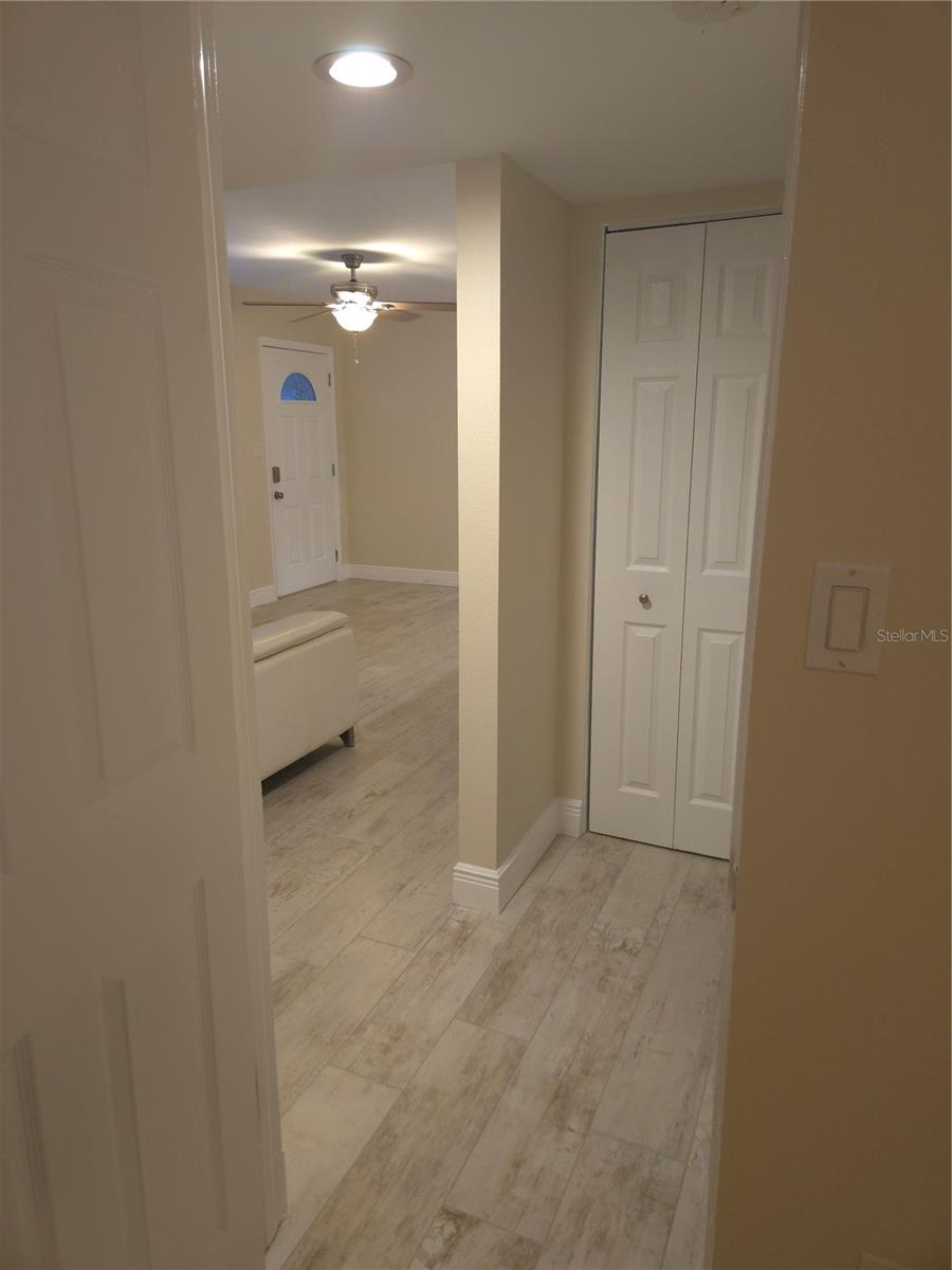 2212 VINSON AVE, SARASOTA, FL, 34232