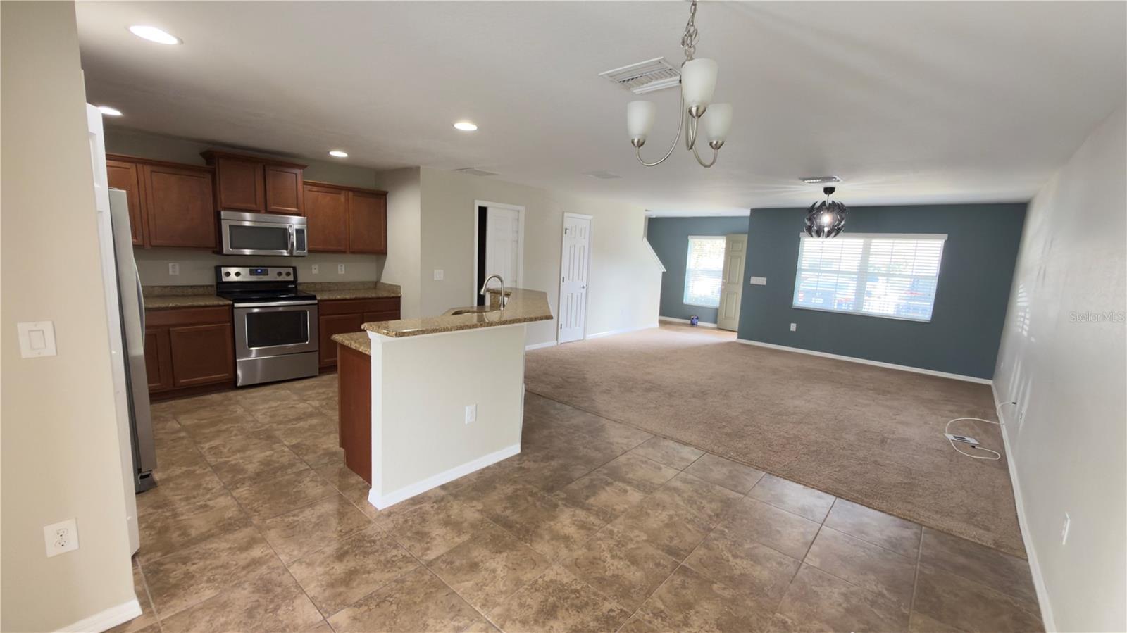 27507 DESERT WILLOW WAY, WESLEY CHAPEL, FL, 33544