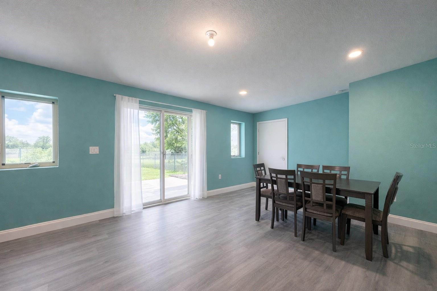 2403 CLEVELAND RD, SEBRING, FL, 33870