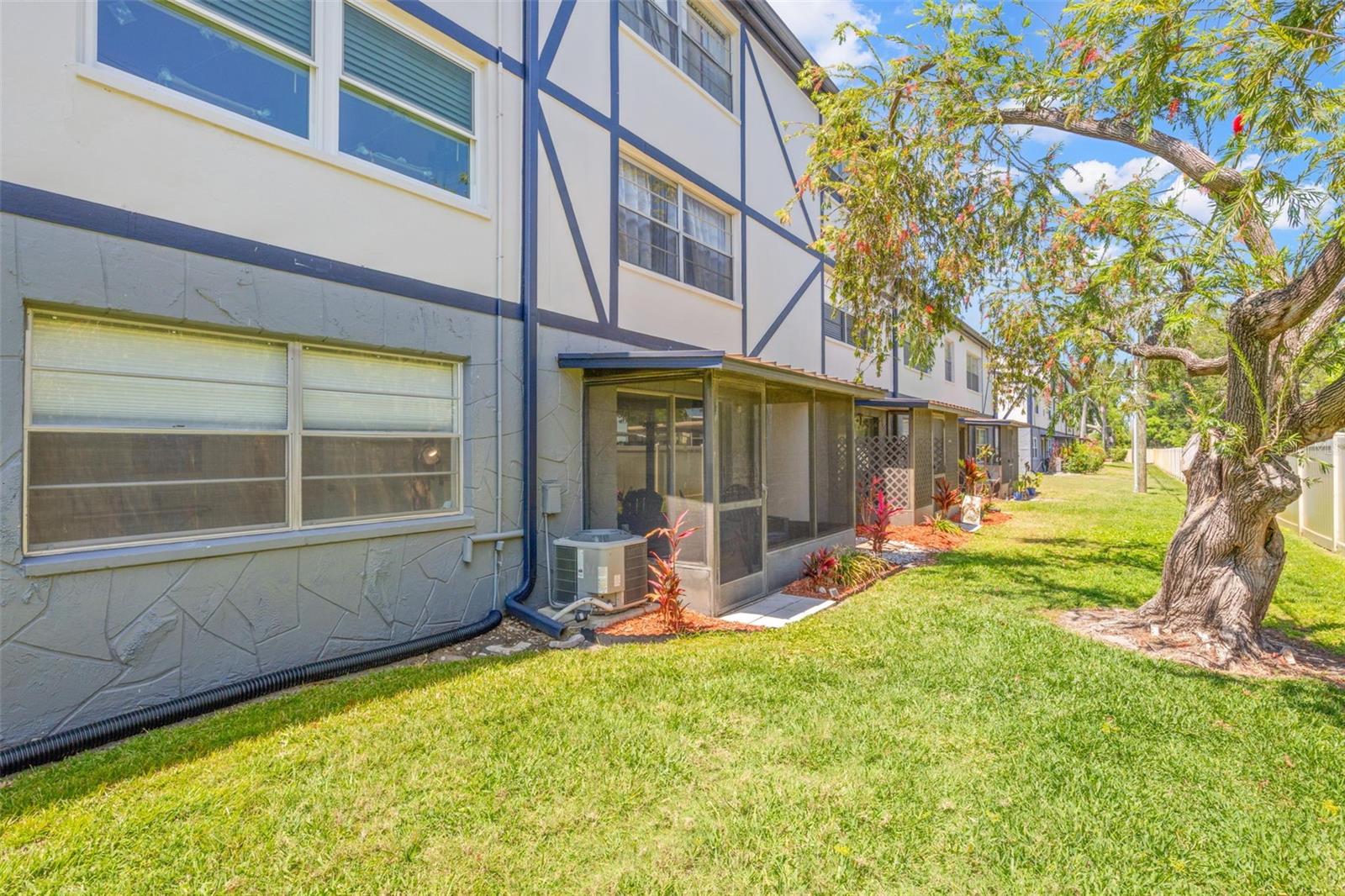 1147 KING ARTHUR CT #204, DUNEDIN, FL, 34698