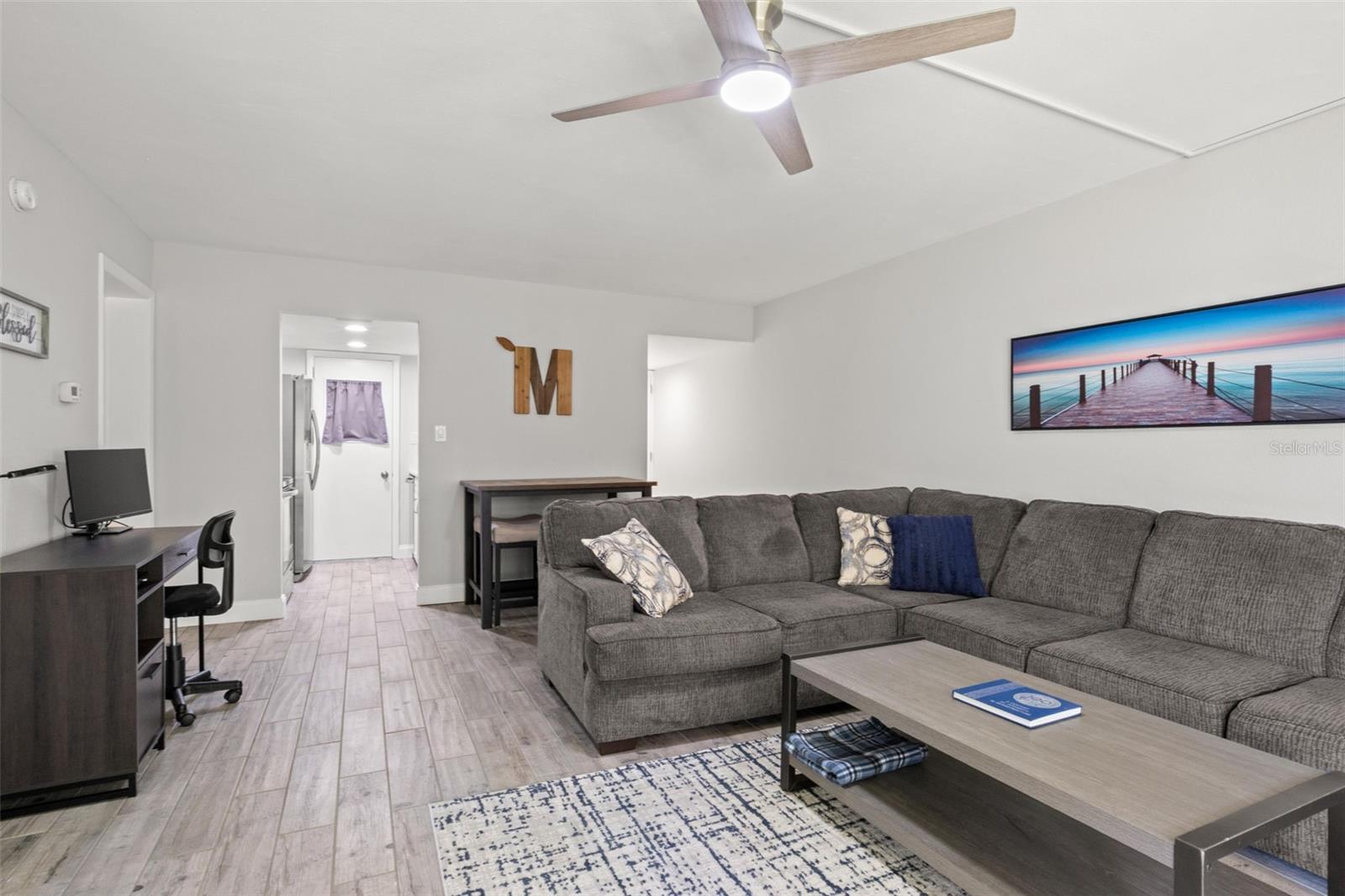 1147 KING ARTHUR CT #204, DUNEDIN, FL, 34698