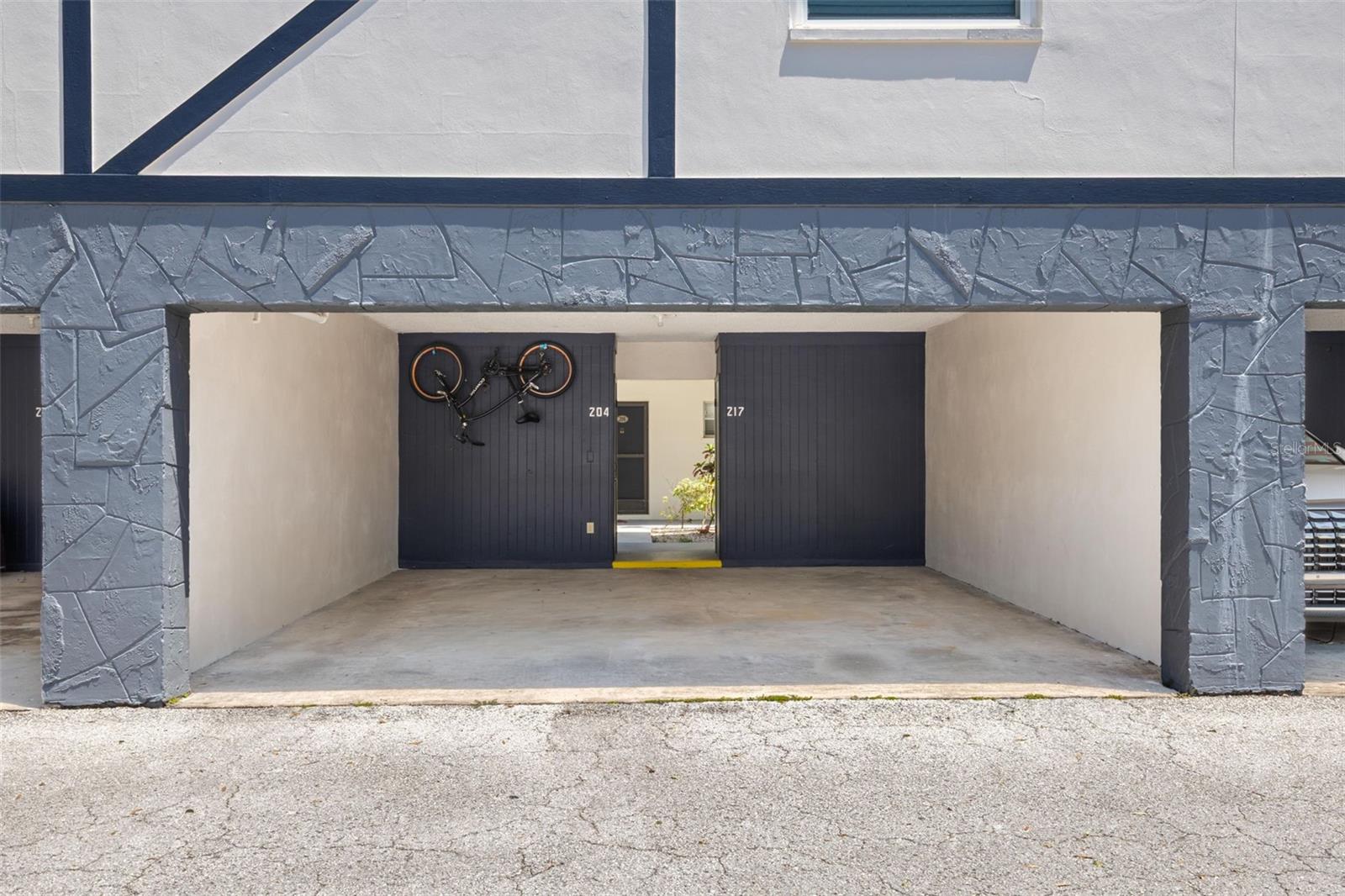 1147 KING ARTHUR CT #204, DUNEDIN, FL, 34698