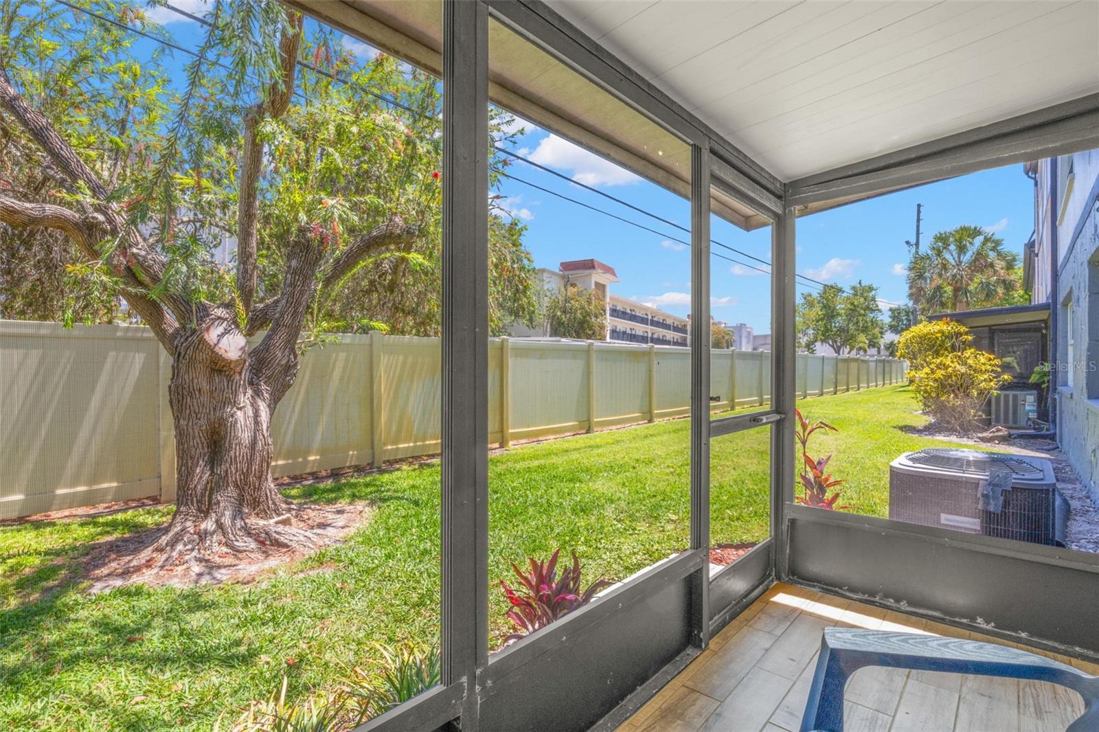 1147 KING ARTHUR CT #204, DUNEDIN, FL, 34698