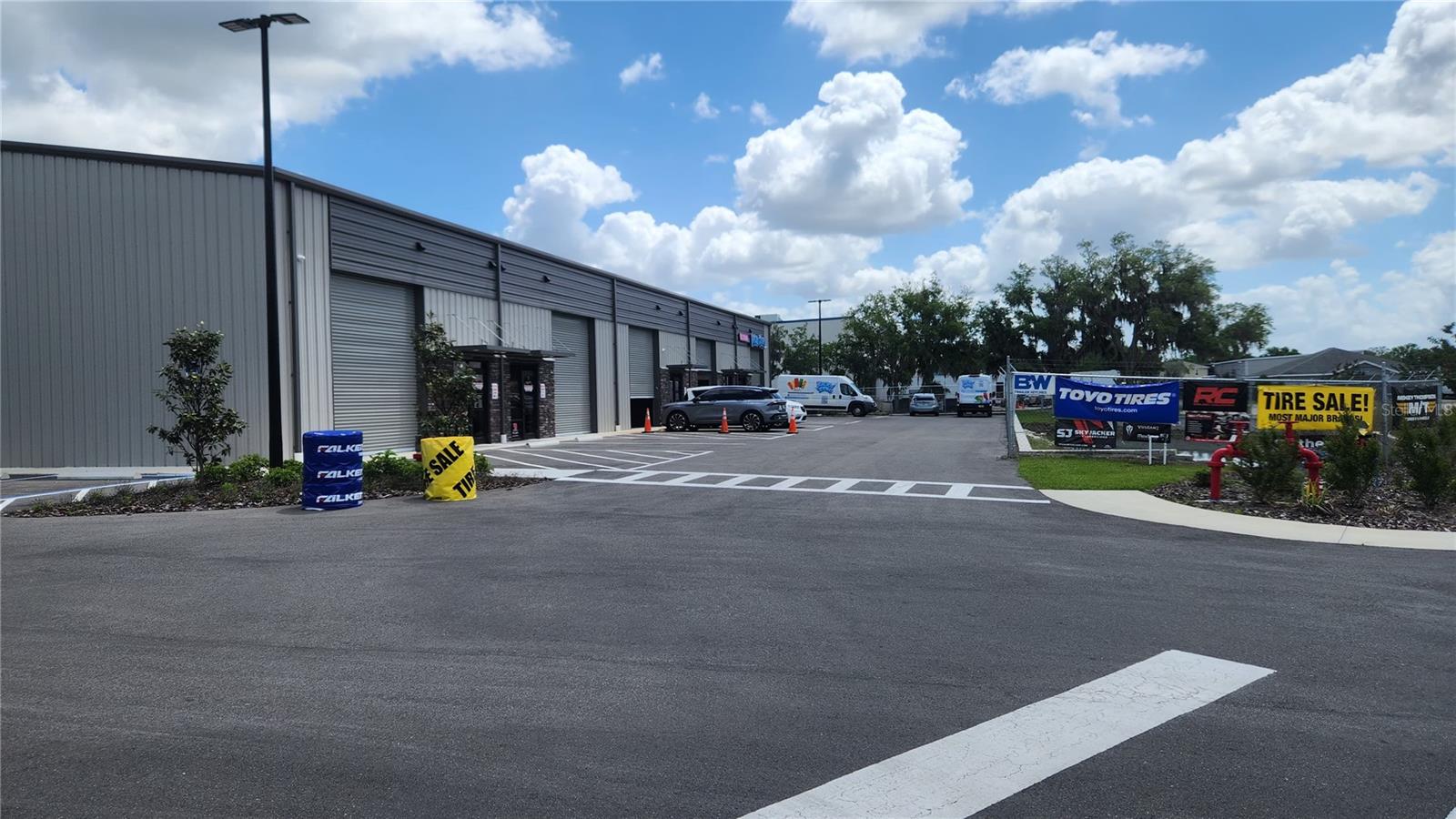 1800 CORPORATE CENTER LN, PLANT CITY, FL, 33563