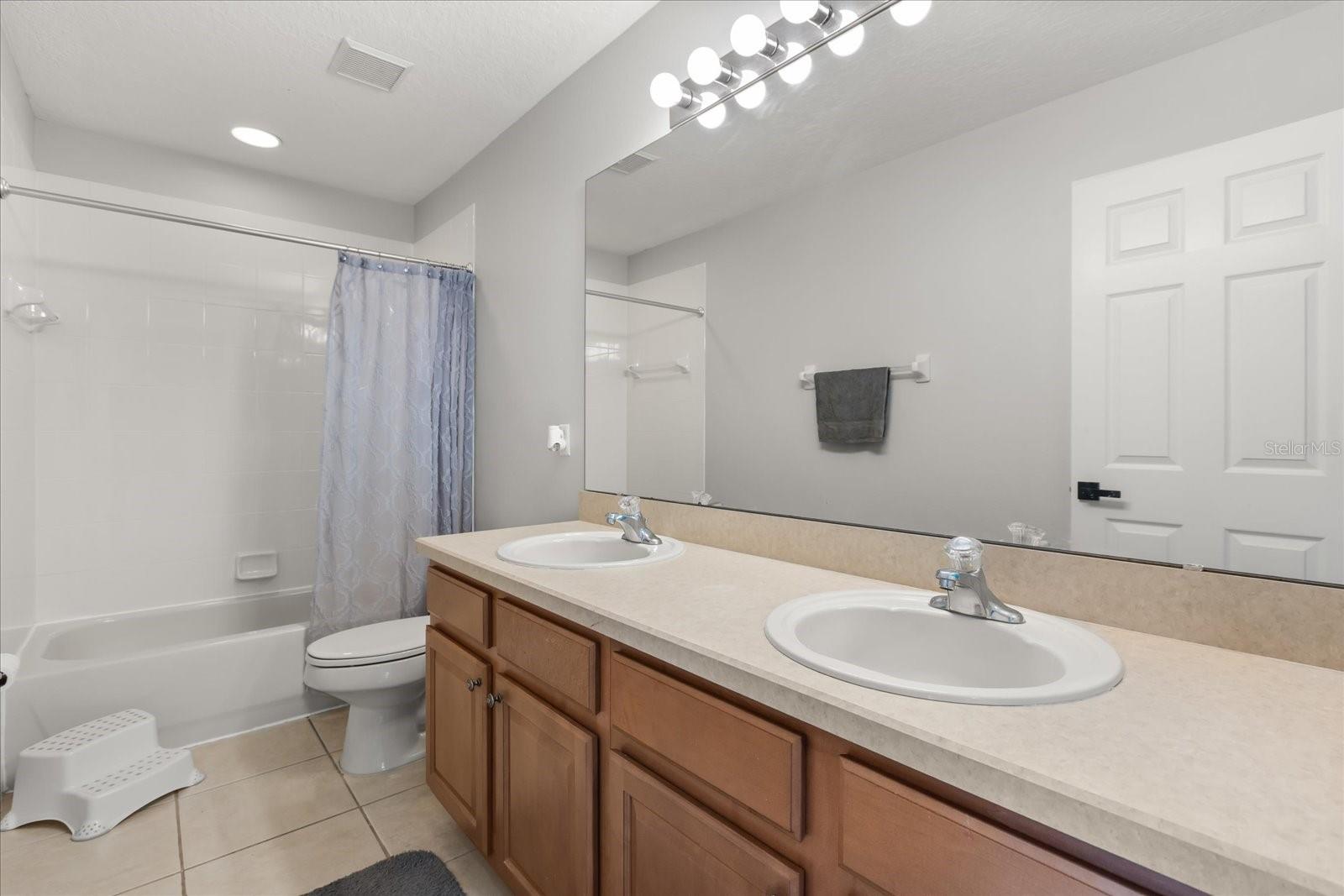 9361 PECKY CYPRESS WAY, ORLANDO, FL, 32836