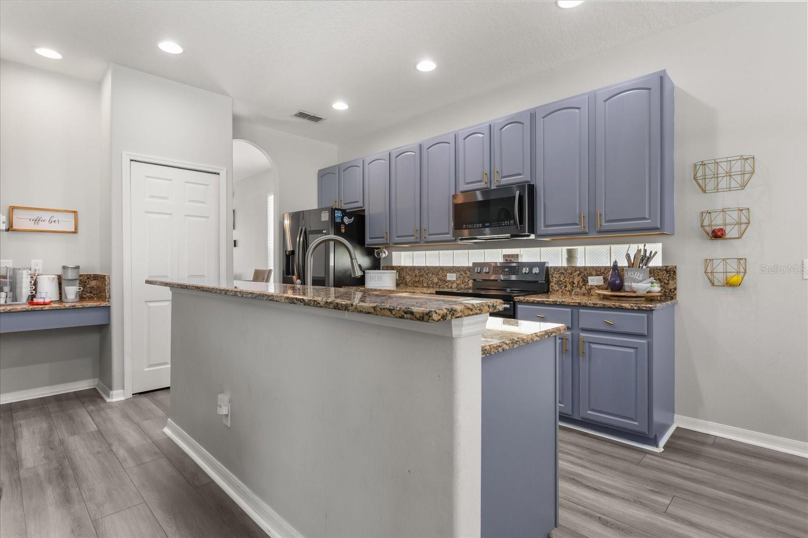 9361 PECKY CYPRESS WAY, ORLANDO, FL, 32836