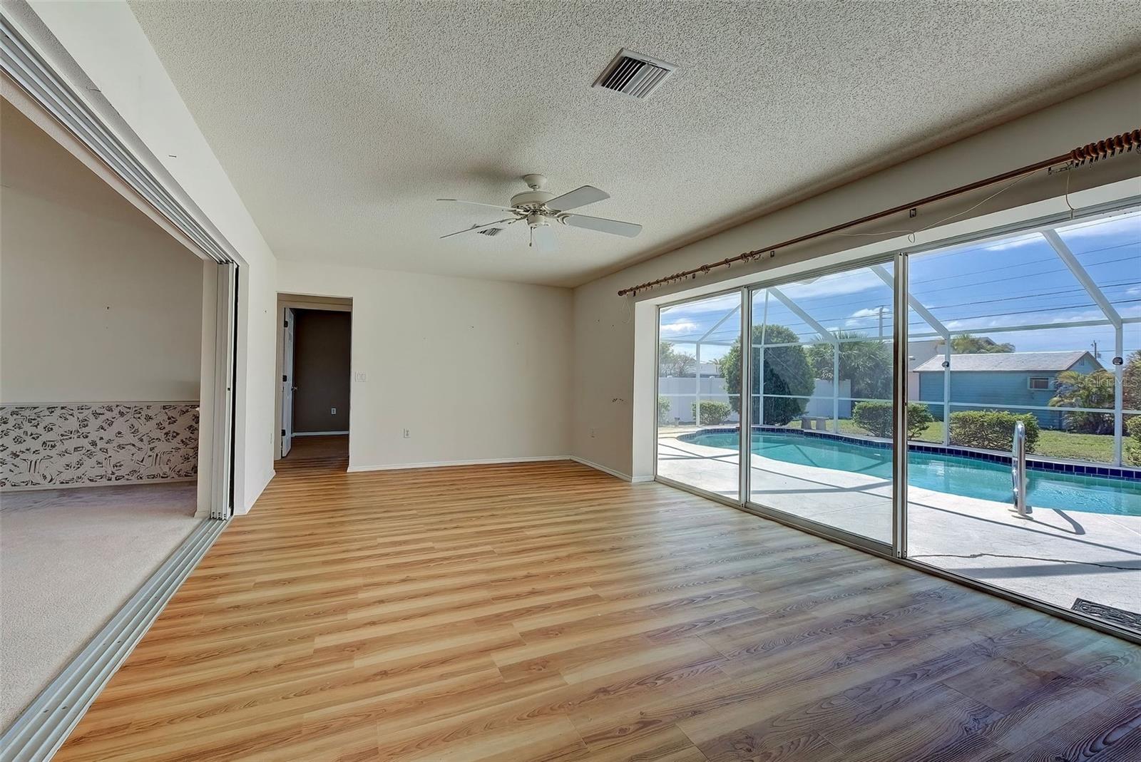 1537 CREST DR, ENGLEWOOD, FL, 34223