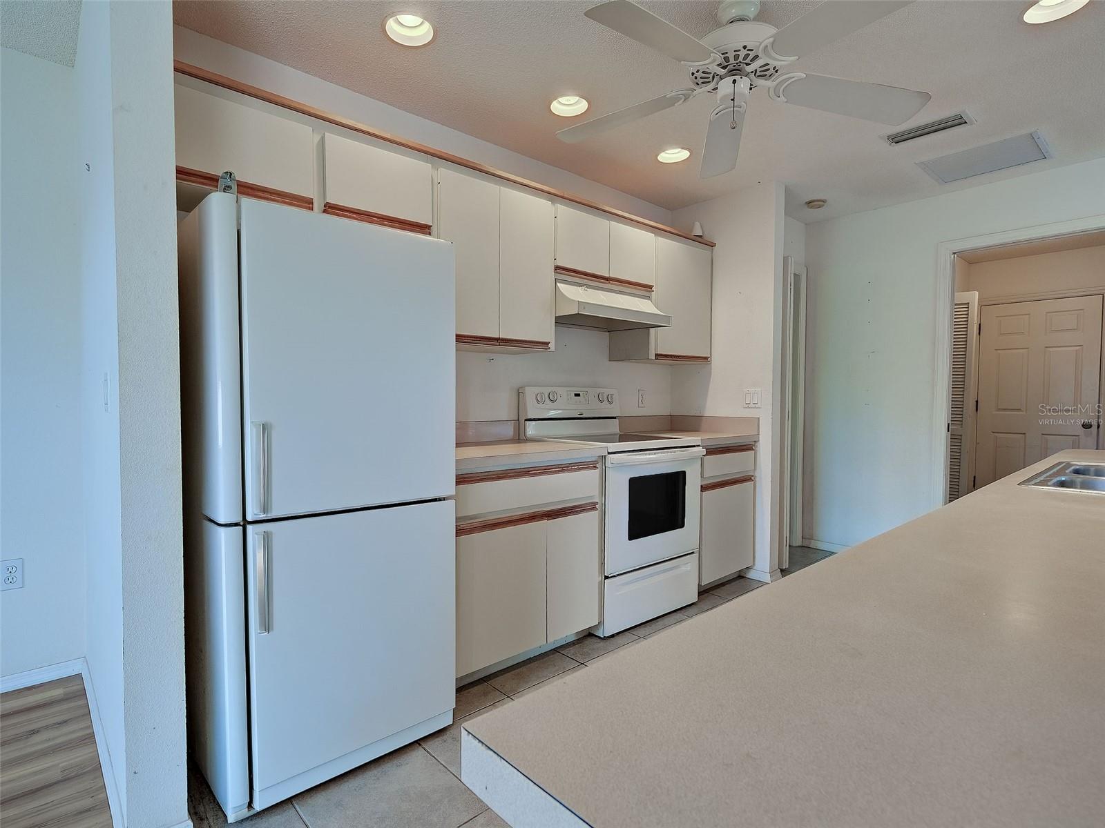 1537 CREST DR, ENGLEWOOD, FL, 34223