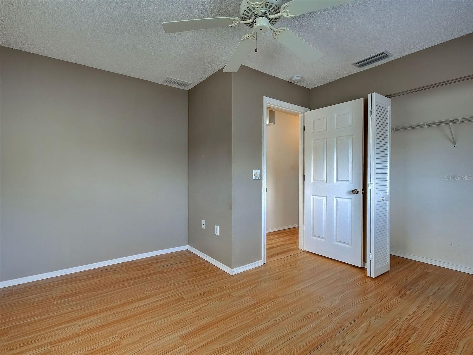 1537 CREST DR, ENGLEWOOD, FL, 34223