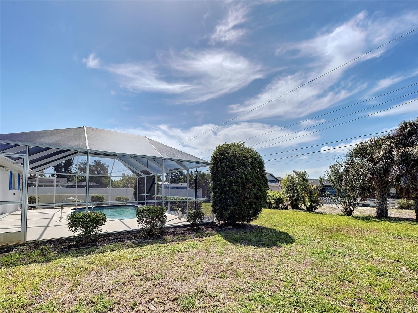 1537 CREST DR, ENGLEWOOD, FL, 34223