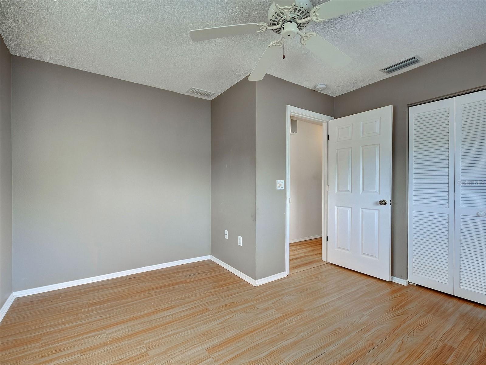 1537 CREST DR, ENGLEWOOD, FL, 34223