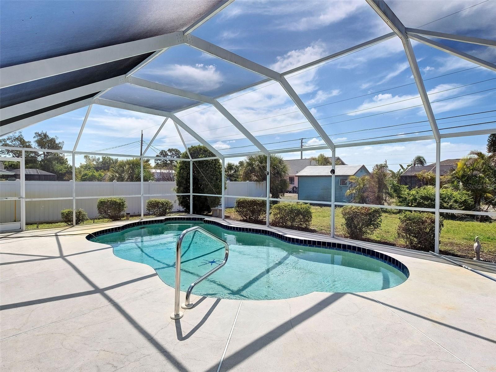 1537 CREST DR, ENGLEWOOD, FL, 34223