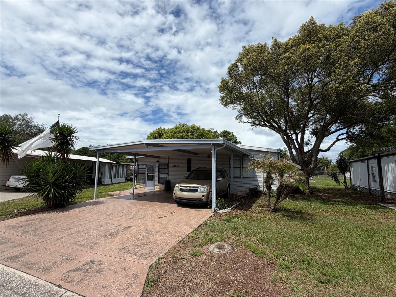 34321 COUNTRYSIDE DR, WESLEY CHAPEL, FL, 33543