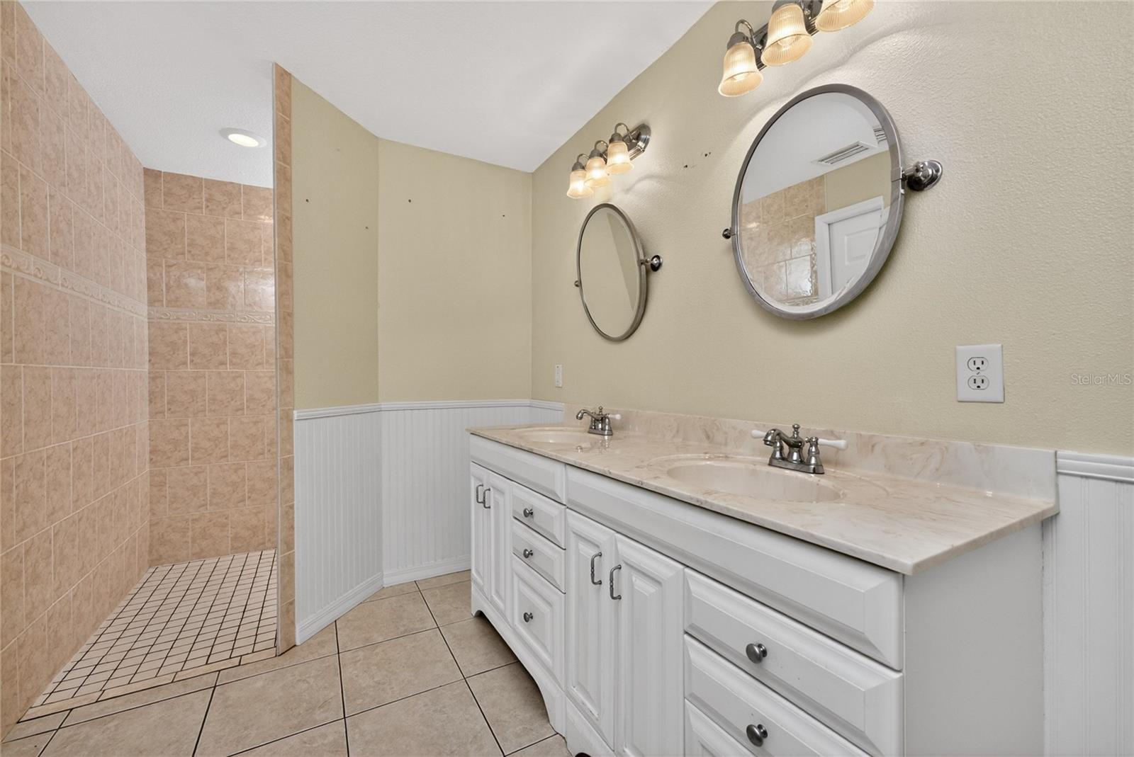 7110 SAN CASA DR, ENGLEWOOD, FL, 34224