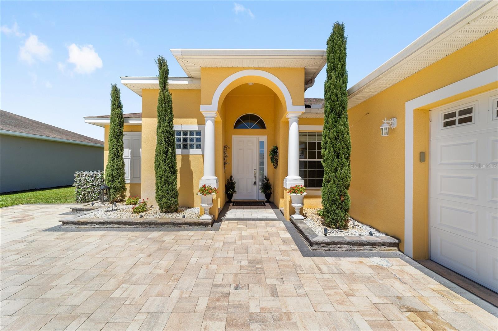 10174 LAKE MIONA WAY, OXFORD, FL, 34484