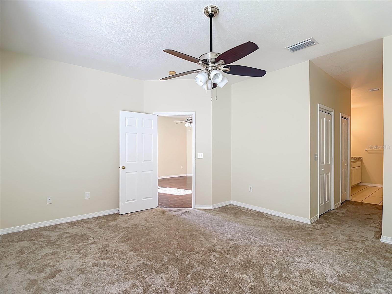 1931 SASSAFRAS DR, WESLEY CHAPEL, FL, 33543