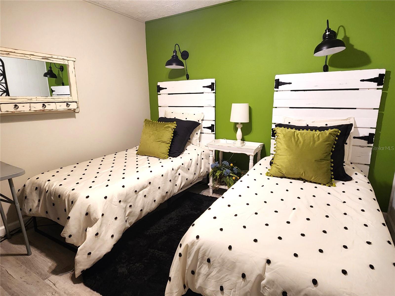 24595 NE HIGHWAY 315, FORT MC COY, FL, 32134