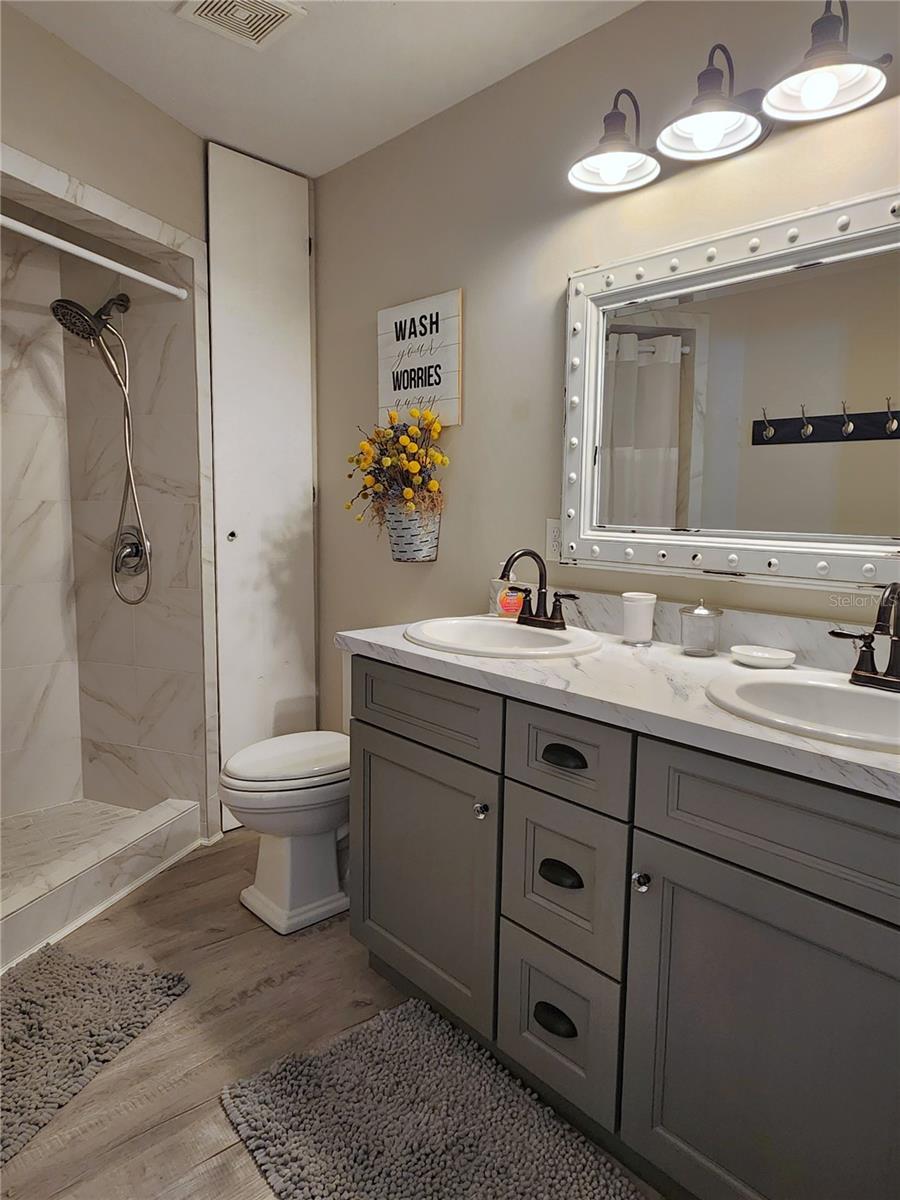 24595 NE HIGHWAY 315, FORT MC COY, FL, 32134