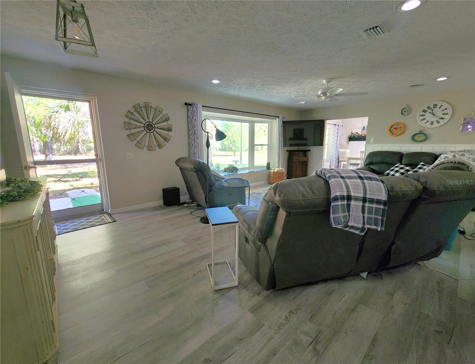 24595 NE HIGHWAY 315, FORT MC COY, FL, 32134