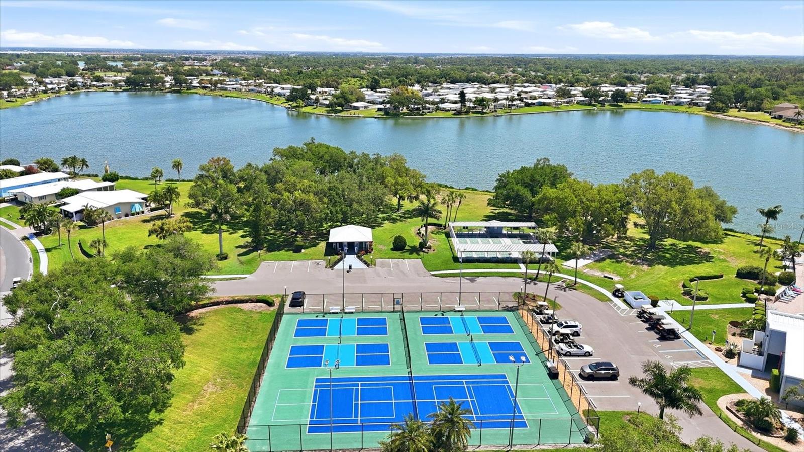 8420 IMPERIAL CIR, PALMETTO, FL, 34221