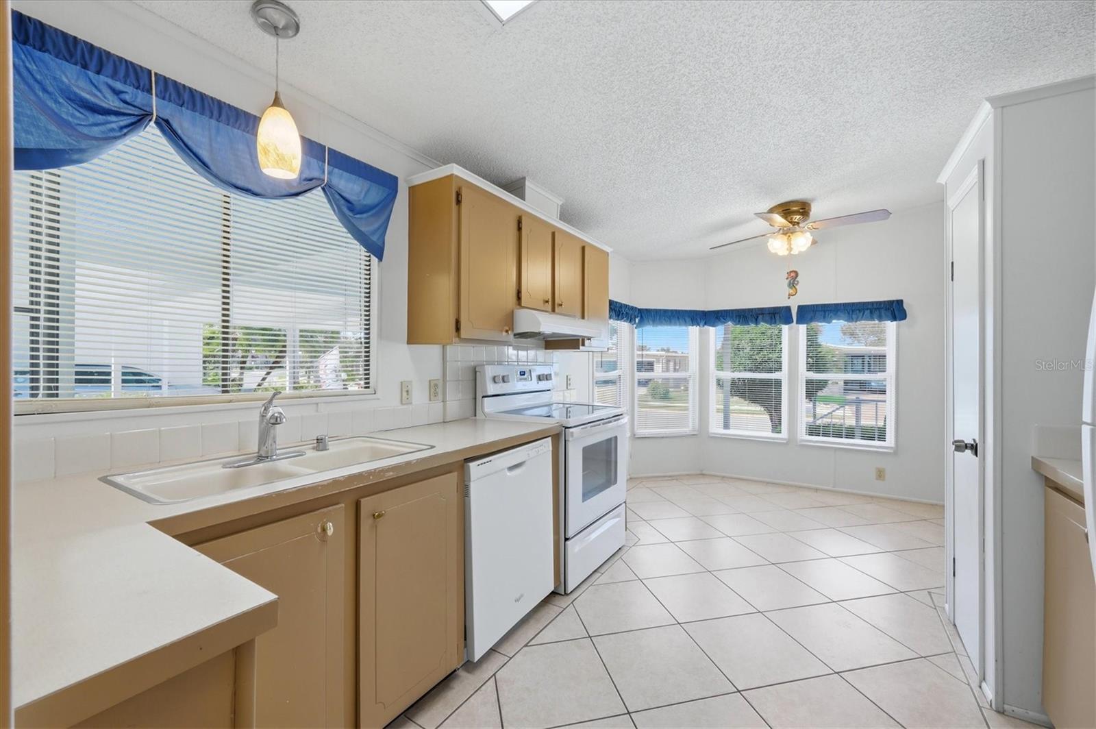 8420 IMPERIAL CIR, PALMETTO, FL, 34221