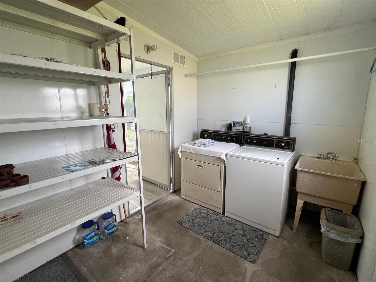 574 QUEEN PALM ST, LARGO, FL, 33778