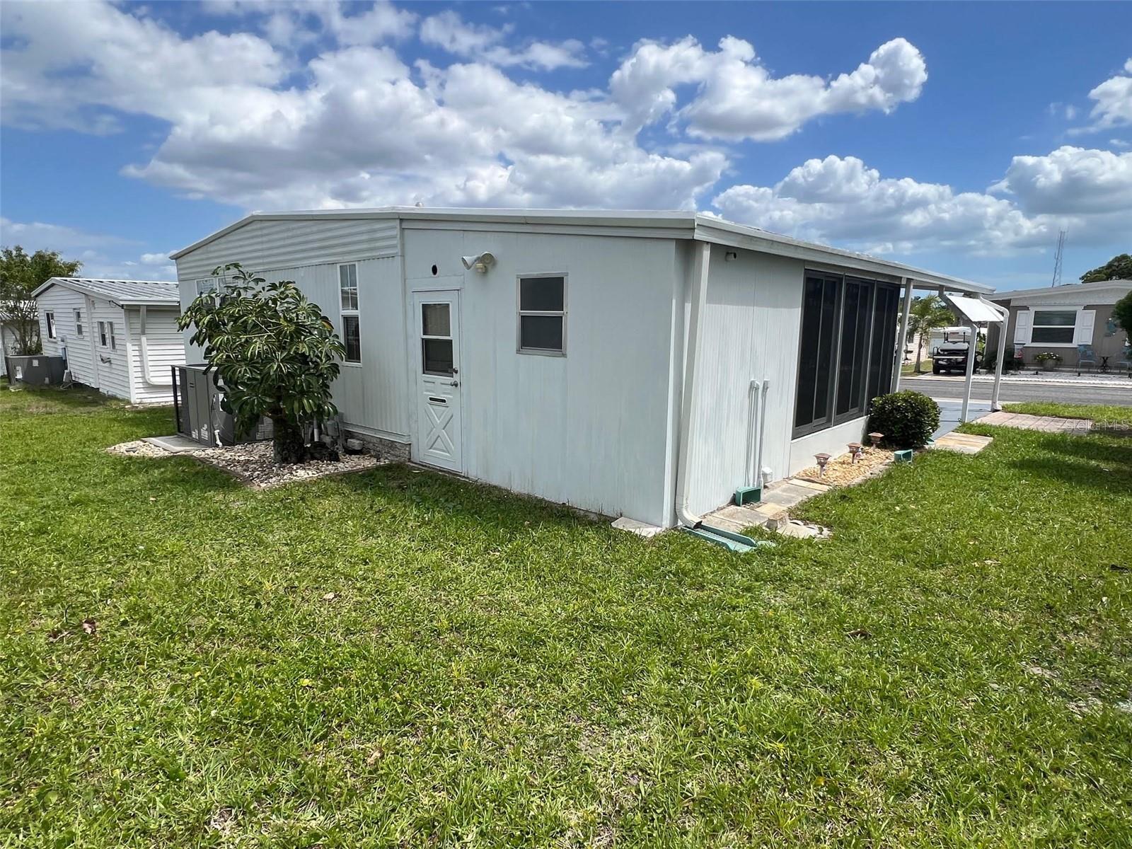 574 QUEEN PALM ST, LARGO, FL, 33778