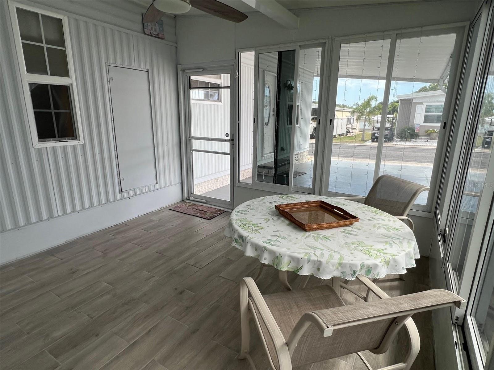 574 QUEEN PALM ST, LARGO, FL, 33778