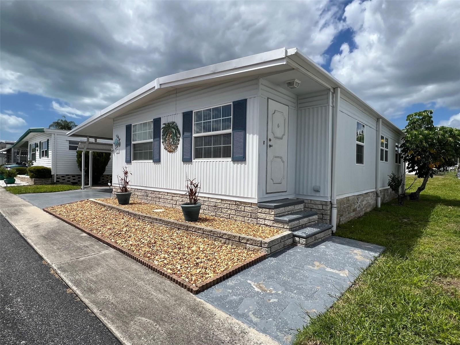 574 QUEEN PALM ST, LARGO, FL, 33778