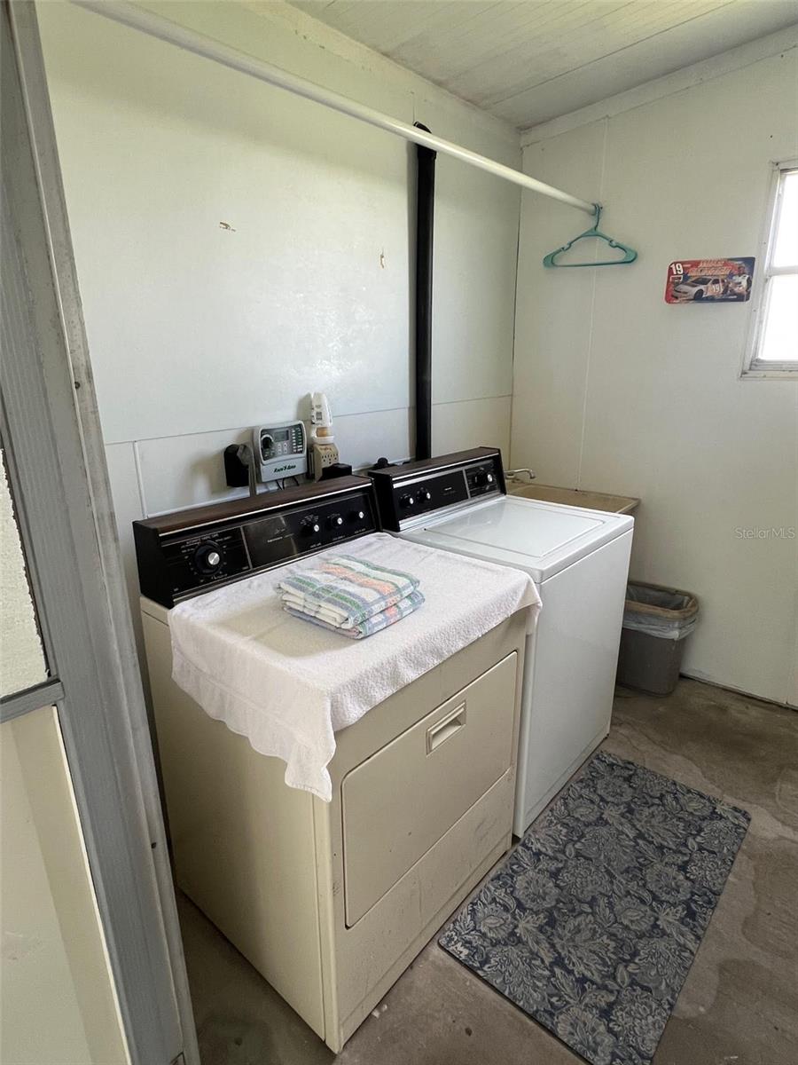 574 QUEEN PALM ST, LARGO, FL, 33778