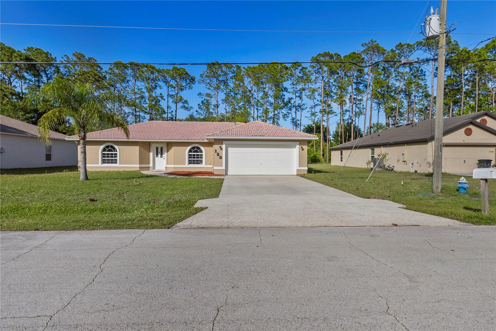 120 POINT OF WOODS DR, PALM COAST, FL, 32164