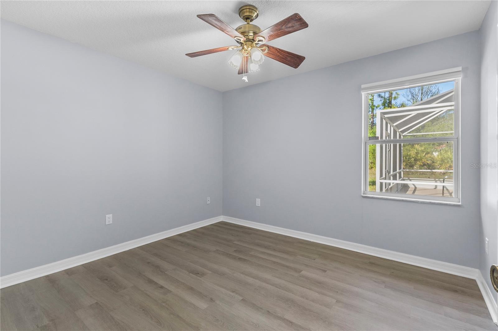 120 POINT OF WOODS DR, PALM COAST, FL, 32164