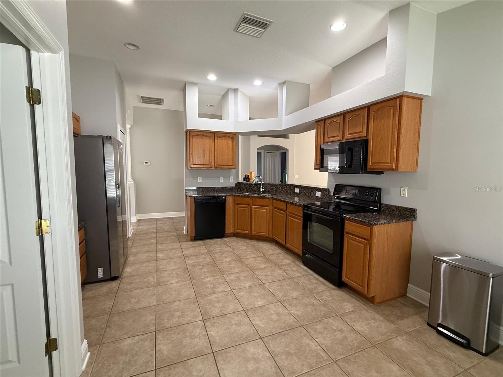 27426 WHISPERING BIRCH WAY, WESLEY CHAPEL, FL, 33544