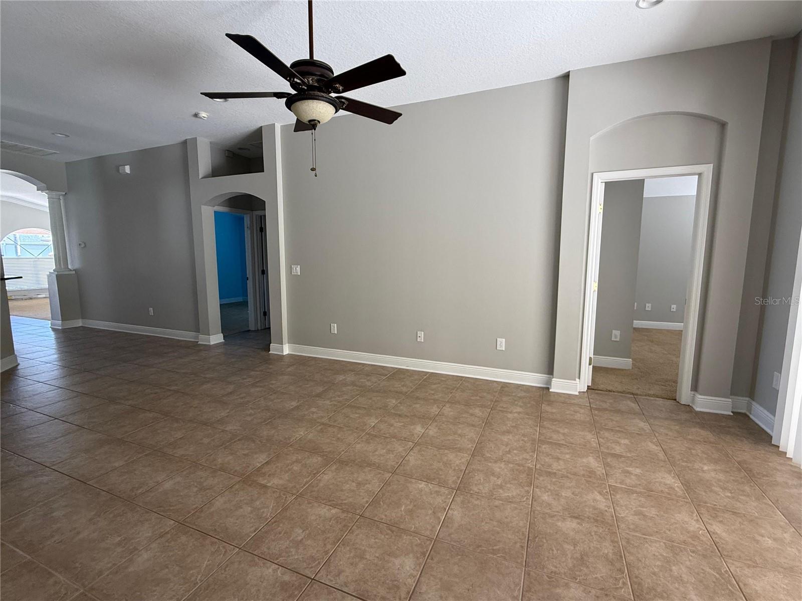 27426 WHISPERING BIRCH WAY, WESLEY CHAPEL, FL, 33544