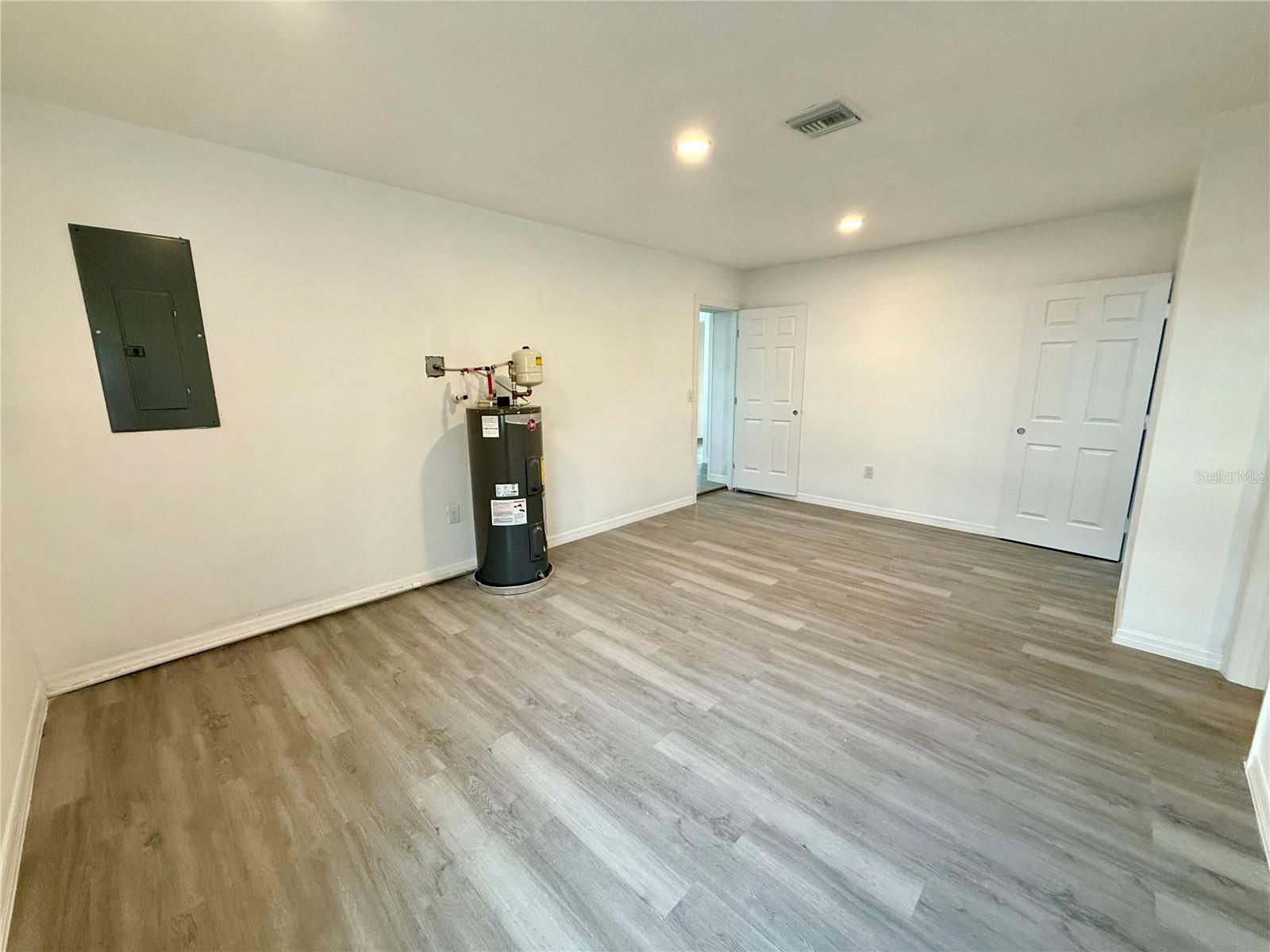 701 ALFRED DR, ORLANDO, FL, 32810