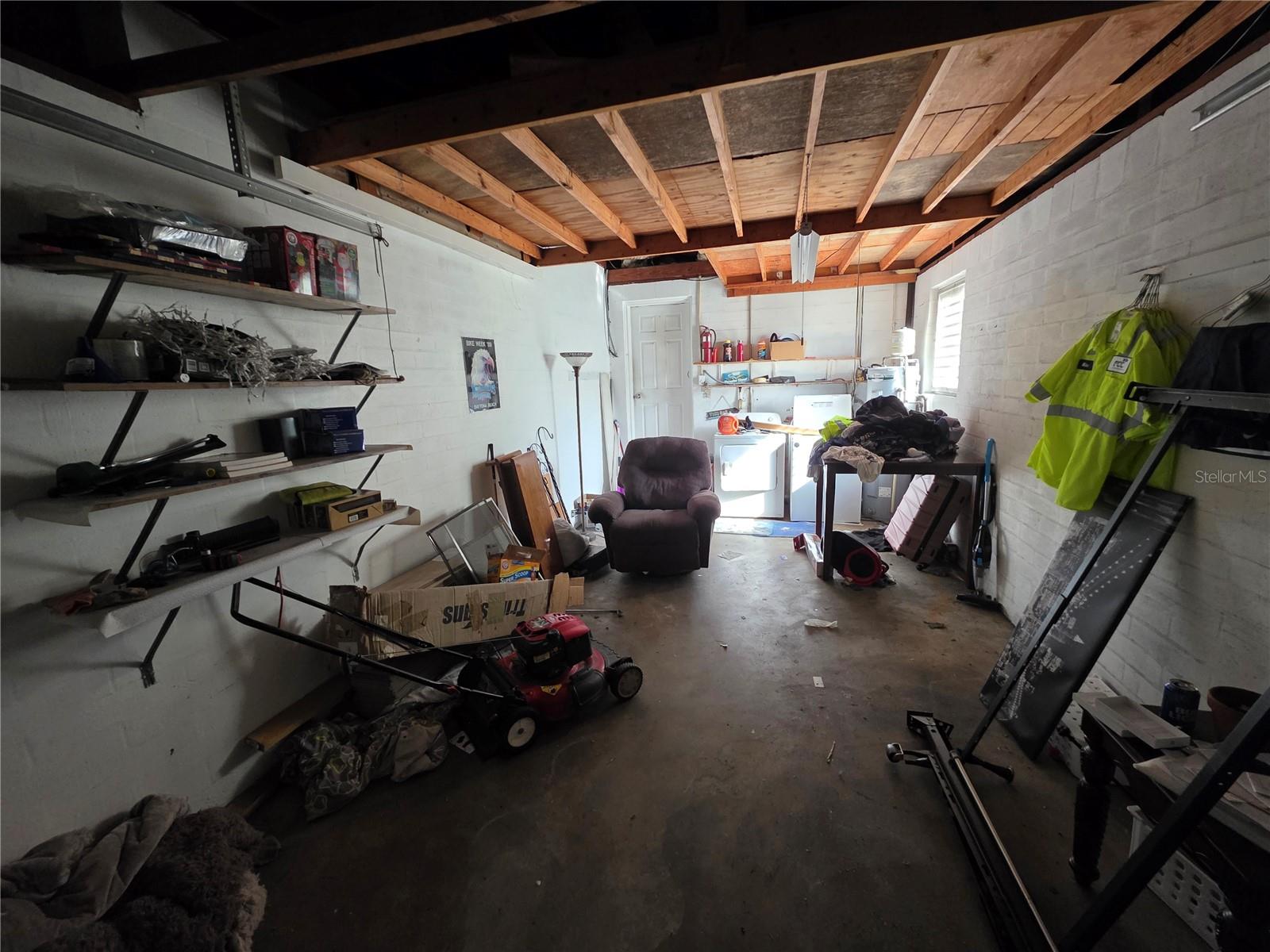 563 MARTHA DR, HOLLY HILL, FL, 32117