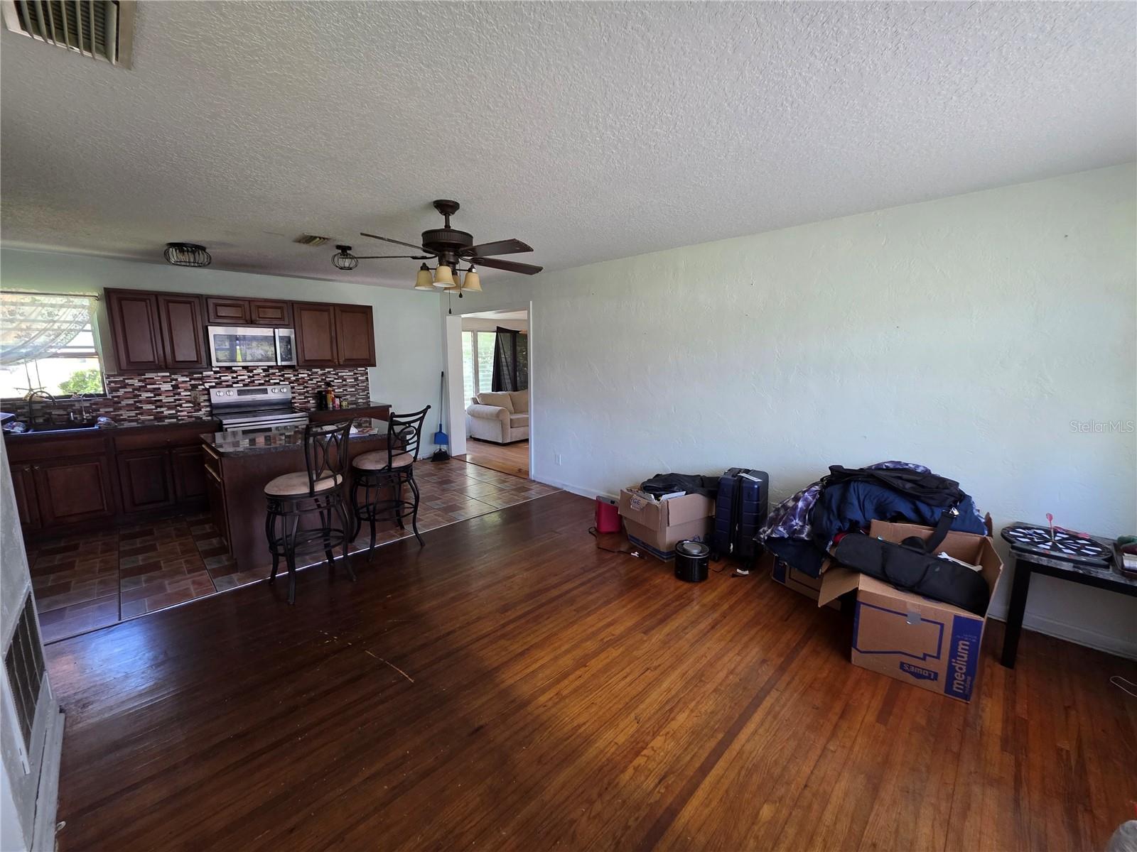 563 MARTHA DR, HOLLY HILL, FL, 32117